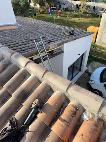 Chantier de couverture dans les Bouches-du-Rhône