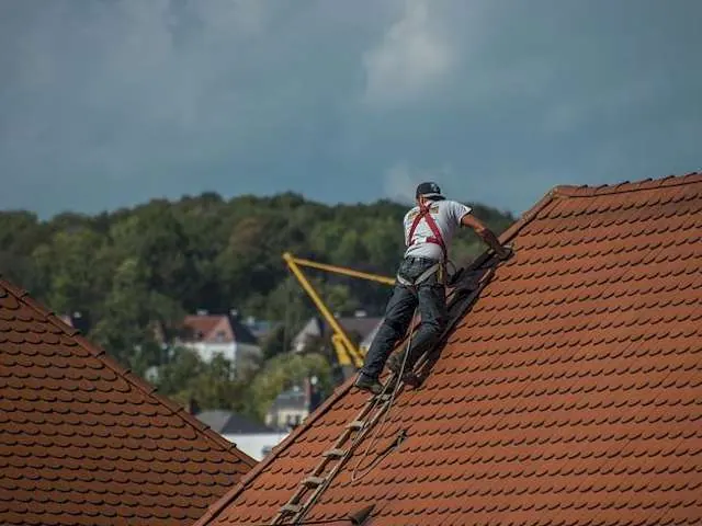 Chantier de couverture dans les Bouches-du-Rhône